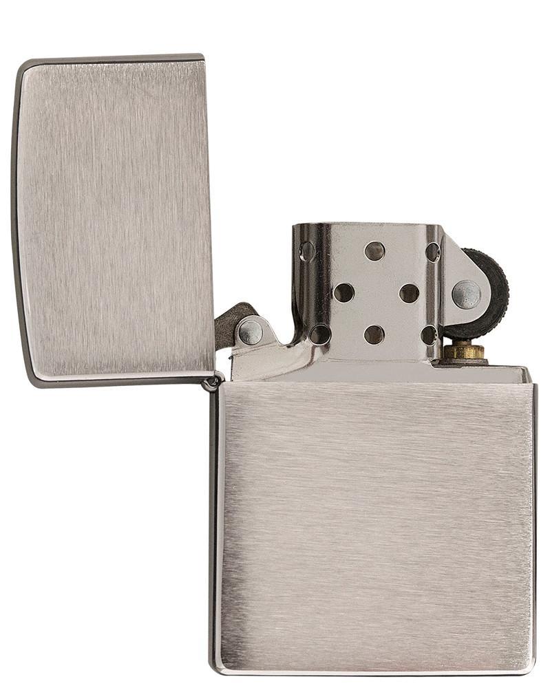 Vooraanzicht Zippo aansteker Armor Chrome Brushed geopend